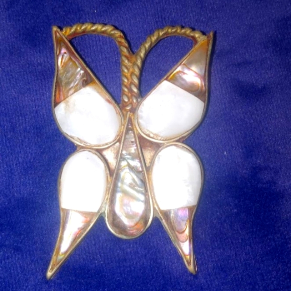Silver Mother of Pearl Necklace Pendant